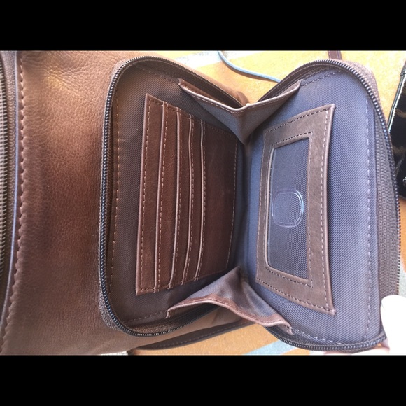 Fossil crossbody leather purse - Picture 4 of 5